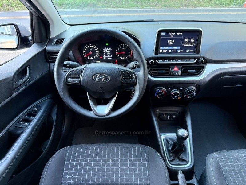 HYUNDAI HB20 1.0 COMFORT PLUS 12V 2023/2024 KASPER VEÍCULOS DOIS IRMÃOS / Carros no Vale