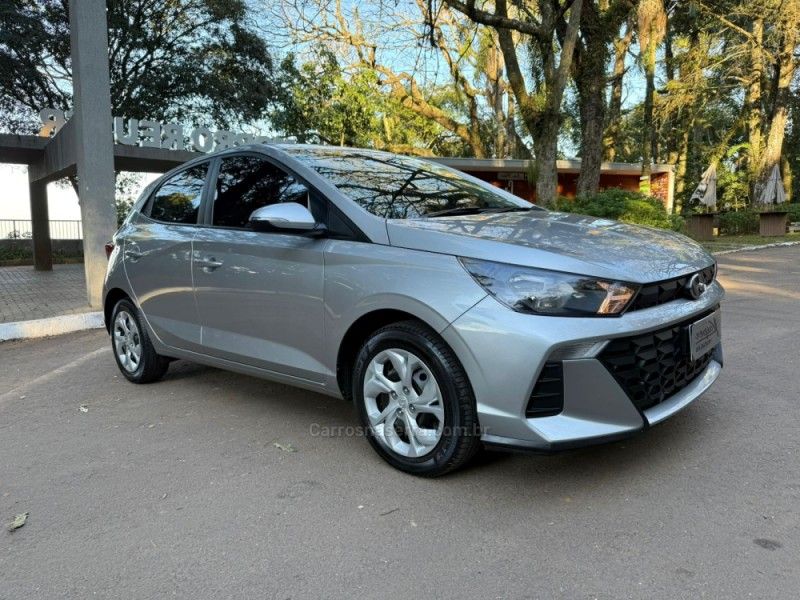 HYUNDAI HB20 1.0 COMFORT PLUS 12V 2023/2024 KASPER VEÍCULOS DOIS IRMÃOS / Carros no Vale