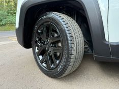 JEEP RENEGADE 1.8 16V LONGITUDE 2020/2020 KASPER VEÍCULOS DOIS IRMÃOS / Carros no Vale