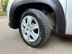 RENAULT KWID 1.0 12V SCE ZEN 2018/2019 KASPER VEÍCULOS DOIS IRMÃOS / Carros no Vale