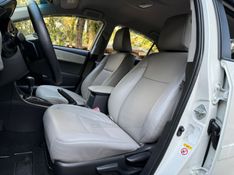 TOYOTA COROLLA 2.0 XEI 16V 2015/2016 KASPER VEÍCULOS DOIS IRMÃOS / Carros no Vale
