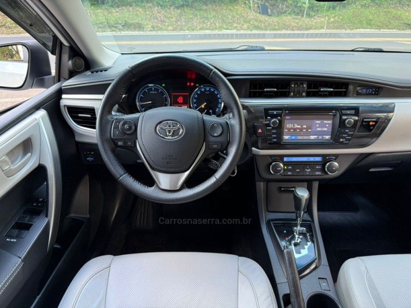 TOYOTA COROLLA 2.0 XEI 16V 2015/2016 KASPER VEÍCULOS DOIS IRMÃOS / Carros no Vale