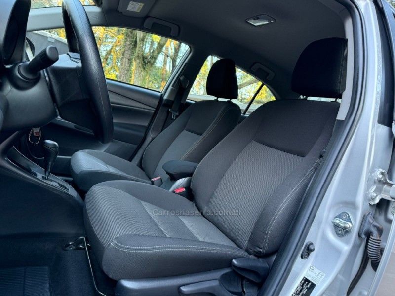 TOYOTA YARIS 1.5 XL PLUS CONNECT 16V 2024/2024 KASPER VEÍCULOS DOIS IRMÃOS / Carros no Vale