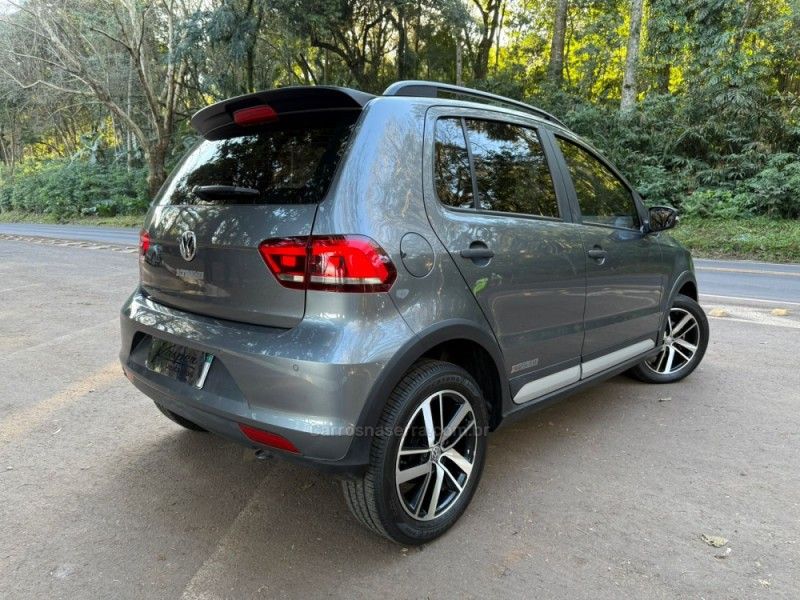 VOLKSWAGEN FOX 1.6 MSI XTREME 8V 2019/2019 KASPER VEÍCULOS DOIS IRMÃOS / Carros no Vale
