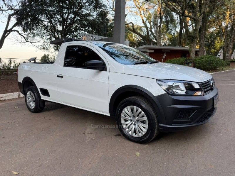 VOLKSWAGEN SAVEIRO 1.6 MSI ROBUST CS 8V 2023/2023 KASPER VEÍCULOS DOIS IRMÃOS / Carros no Vale