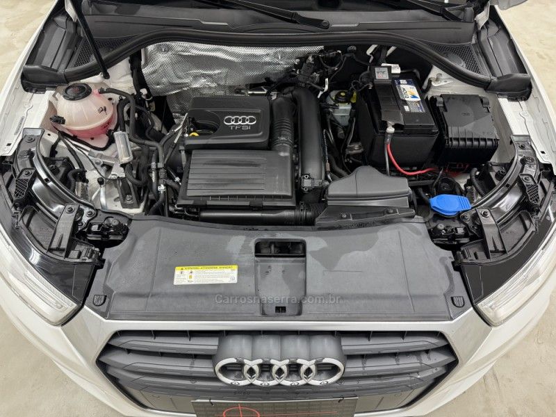 AUDI Q3 1.4 TFSI PRESTIGE PLUS S TRONIC 2018/2019 FOCAR VEÍCULOS CAXIAS DO SUL / Carros no Vale