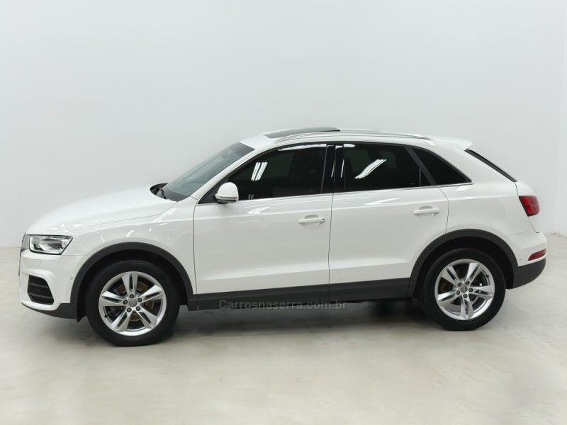 AUDI Q3 1.4 TFSI PRESTIGE PLUS S TRONIC 2018/2019 FOCAR VEÍCULOS CAXIAS DO SUL / Carros no Vale