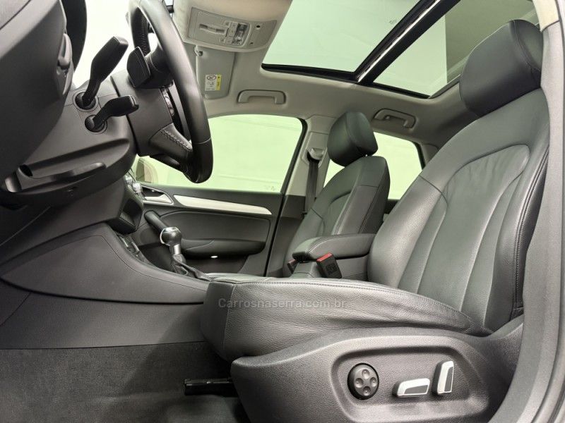AUDI Q3 1.4 TFSI PRESTIGE PLUS S TRONIC 2018/2019 FOCAR VEÍCULOS CAXIAS DO SUL / Carros no Vale