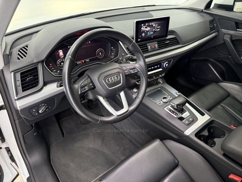 AUDI Q5 2.0 TFSI S-LINE S TRONIC 16V 2020/2020 FOCAR VEÍCULOS CAXIAS DO SUL / Carros no Vale