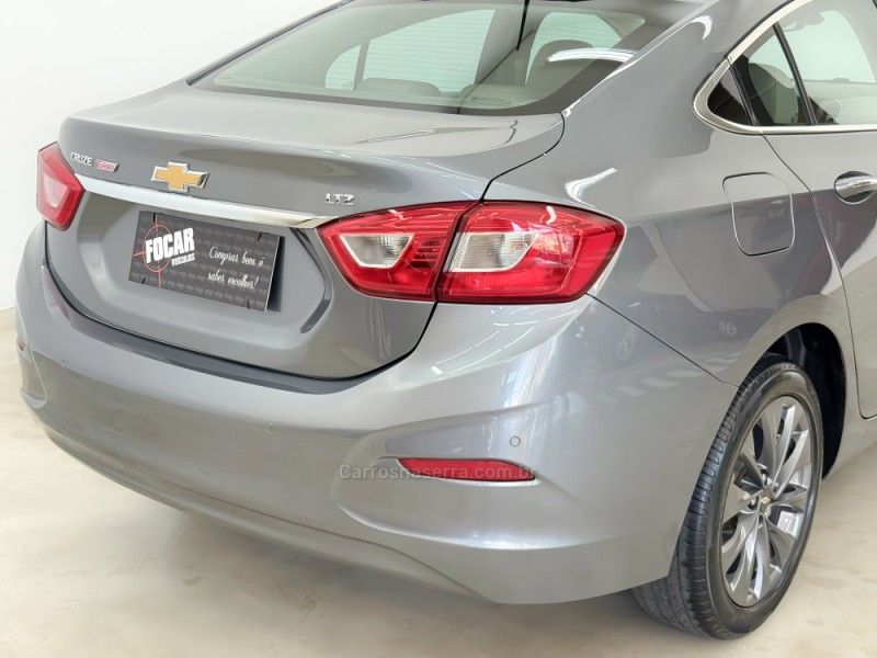 CHEVROLET CRUZE 1.4 TURBO LTZ 16V 2019/2019 FOCAR VEÍCULOS CAXIAS DO SUL / Carros no Vale