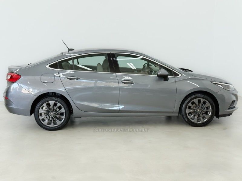 CHEVROLET CRUZE 1.4 TURBO LTZ 16V 2019/2019 FOCAR VEÍCULOS CAXIAS DO SUL / Carros no Vale