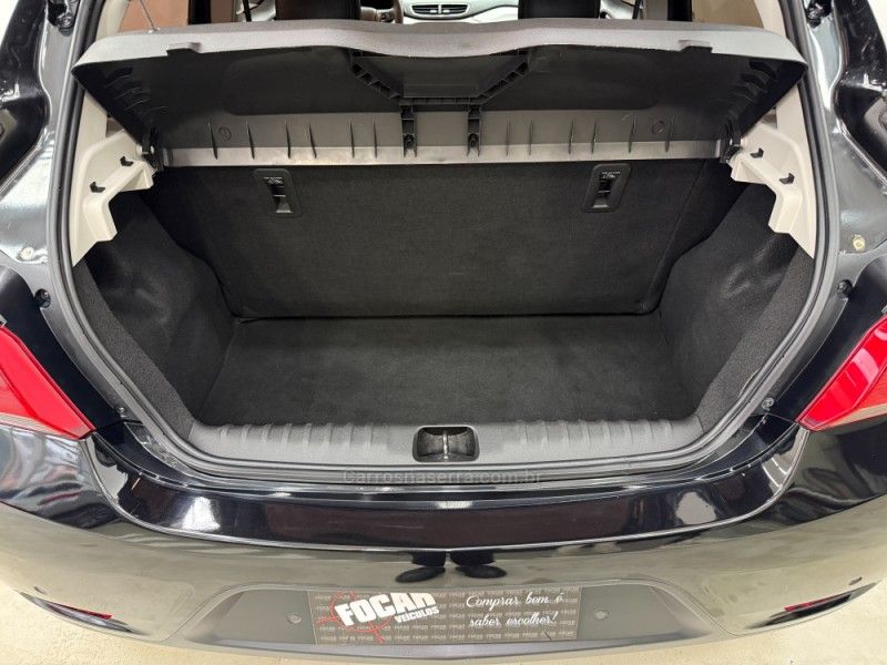 CHEVROLET ONIX 1.4 MPFI LT 8V 2018/2019 FOCAR VEÍCULOS CAXIAS DO SUL / Carros no Vale