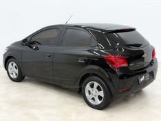CHEVROLET ONIX 1.4 MPFI LT 8V 2018/2019 FOCAR VEÍCULOS CAXIAS DO SUL / Carros no Vale