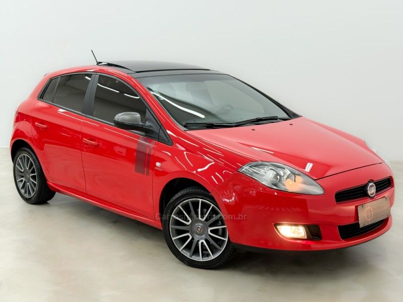 FIAT BRAVO 1.8 SPORTING 16V AUTOMATIZADO 2013/2014 FOCAR VEÍCULOS CAXIAS DO SUL / Carros no Vale