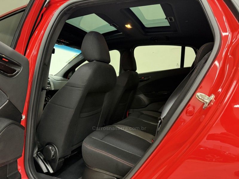 FIAT BRAVO 1.8 SPORTING 16V AUTOMATIZADO 2013/2014 FOCAR VEÍCULOS CAXIAS DO SUL / Carros no Vale