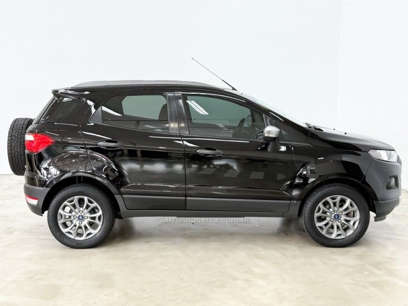 FORD ECOSPORT 1.6 FREESTYLE 16V 2015/2016 FOCAR VEÍCULOS CAXIAS DO SUL / Carros no Vale