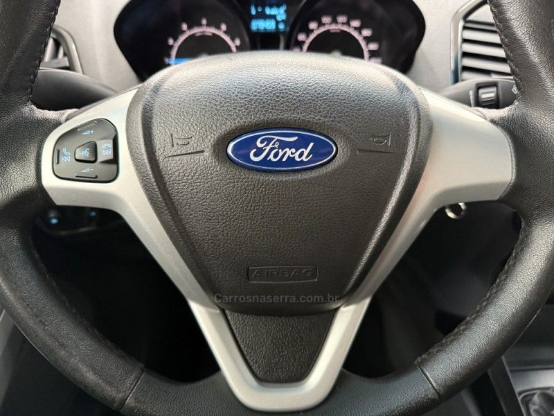 FORD ECOSPORT 1.6 FREESTYLE 16V 2015/2016 FOCAR VEÍCULOS CAXIAS DO SUL / Carros no Vale