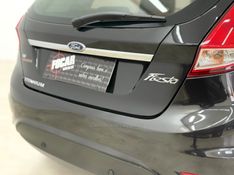 FORD FIESTA 1.6 TITANIUM HATCH 16V 2014/2015 FOCAR VEÍCULOS CAXIAS DO SUL / Carros no Vale