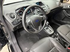 FORD FIESTA 1.6 TITANIUM HATCH 16V 2014/2015 FOCAR VEÍCULOS CAXIAS DO SUL / Carros no Vale