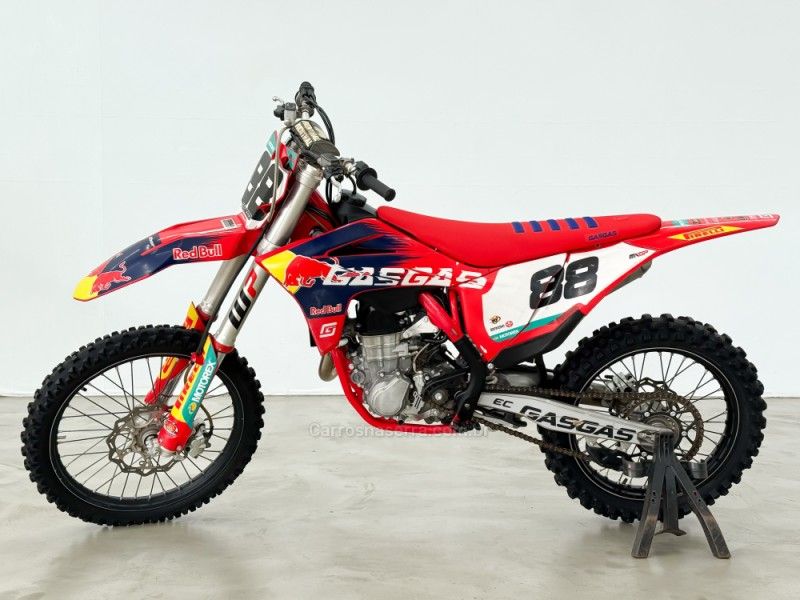 GAS GAS MC 450F 2022/2022 FOCAR VEÍCULOS CAXIAS DO SUL / Carros no Vale
