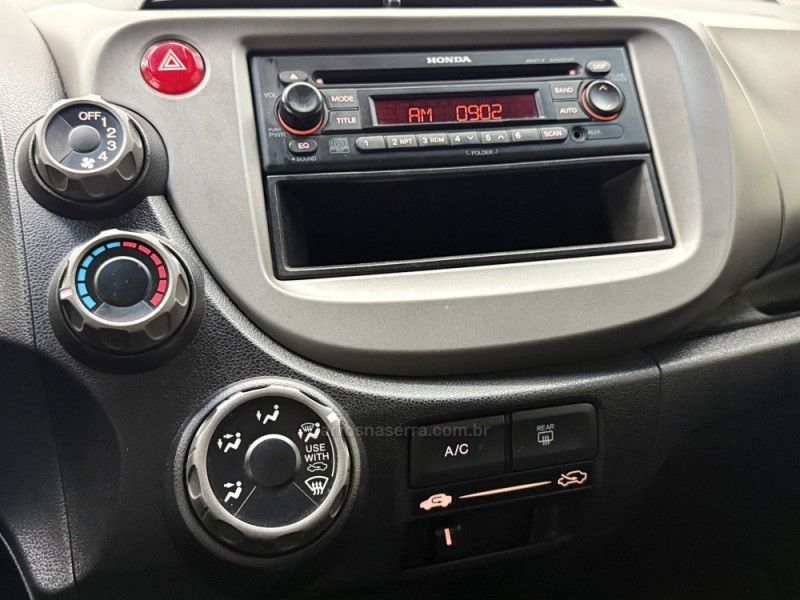 HONDA FIT 1.4 LXL 16V 2011/2012 FOCAR VEÍCULOS CAXIAS DO SUL / Carros no Vale
