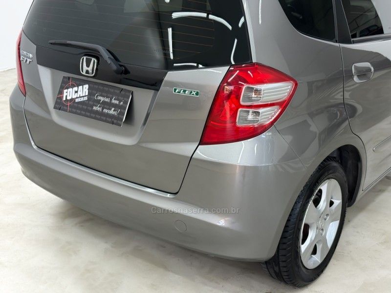 HONDA FIT 1.4 LXL 16V 2011/2012 FOCAR VEÍCULOS CAXIAS DO SUL / Carros no Vale