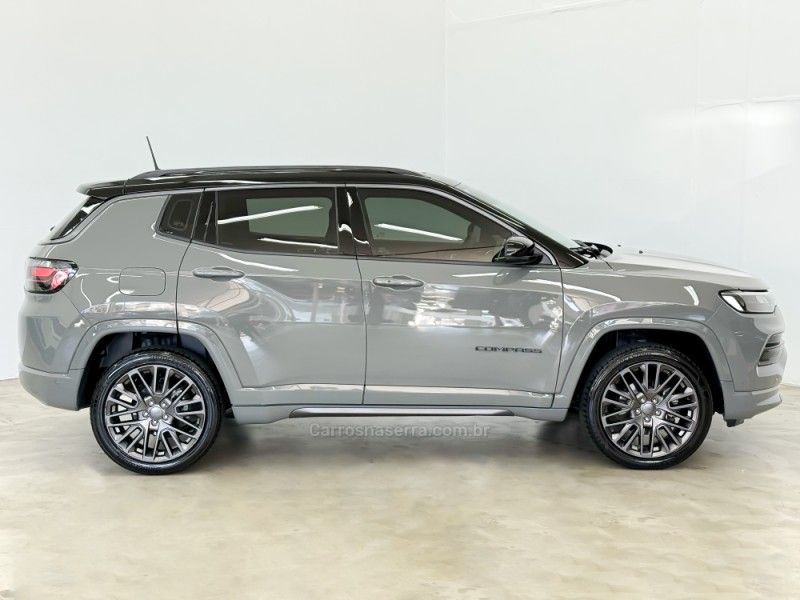 JEEP COMPASS 1.3 SERIE S T270 16V TURBO 2023/2023 FOCAR VEÍCULOS CAXIAS DO SUL / Carros no Vale