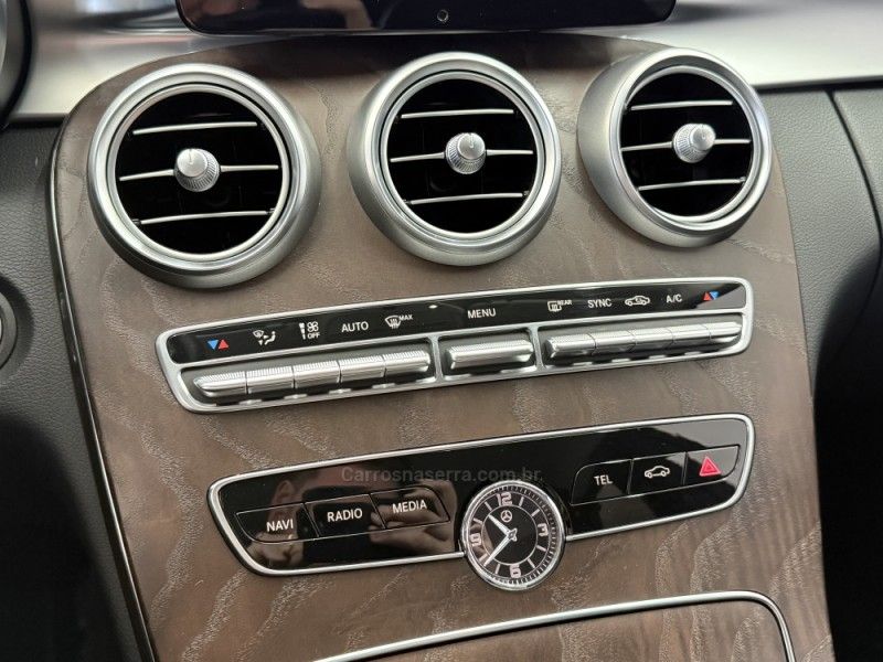 MERCEDES-BENZ C 180 1.6 CGI EXCLUSIVE 16V TURBO 2019/2019 FOCAR VEÍCULOS CAXIAS DO SUL / Carros no Vale