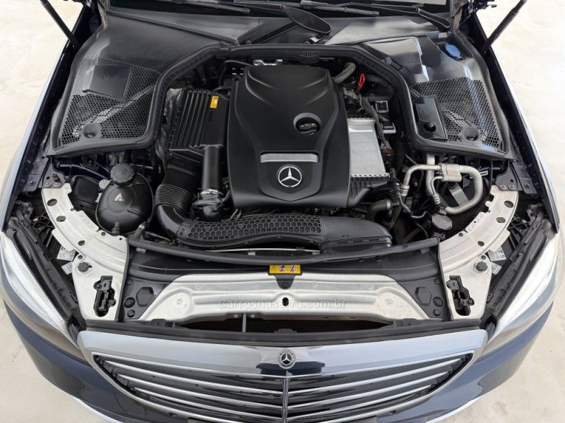 MERCEDES-BENZ C 180 1.6 CGI EXCLUSIVE 16V TURBO 2019/2019 FOCAR VEÍCULOS CAXIAS DO SUL / Carros no Vale
