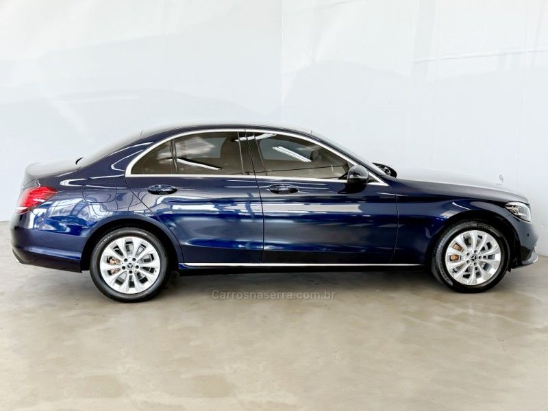 MERCEDES-BENZ C 180 1.6 CGI EXCLUSIVE 16V TURBO 2019/2019 FOCAR VEÍCULOS CAXIAS DO SUL / Carros no Vale