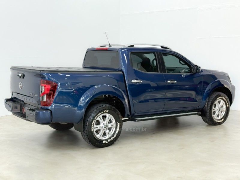 NISSAN FRONTIER 2.3 XE 4X4 CD BI TURBO 2024/2025 FOCAR VEÍCULOS CAXIAS DO SUL / Carros no Vale