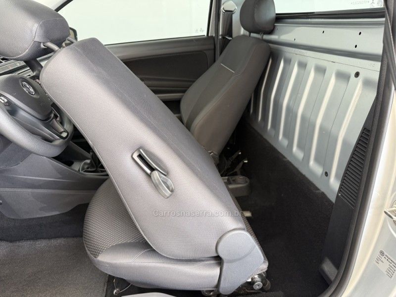 VOLKSWAGEN SAVEIRO 1.6 MSI TRENDLINE CS 8V 2020/2021 FOCAR VEÍCULOS CAXIAS DO SUL / Carros no Vale