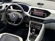 VOLKSWAGEN T-CROSS 1.4 HIGHLINE TSI 16V 2019/2020 FOCAR VEÍCULOS CAXIAS DO SUL / Carros no Vale