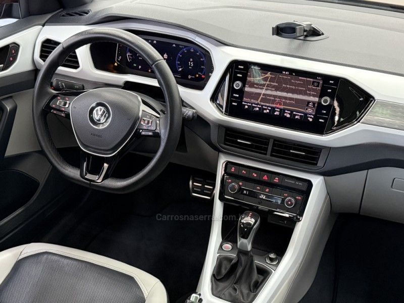 VOLKSWAGEN T-CROSS 1.4 HIGHLINE TSI 16V 2019/2020 FOCAR VEÍCULOS CAXIAS DO SUL / Carros no Vale