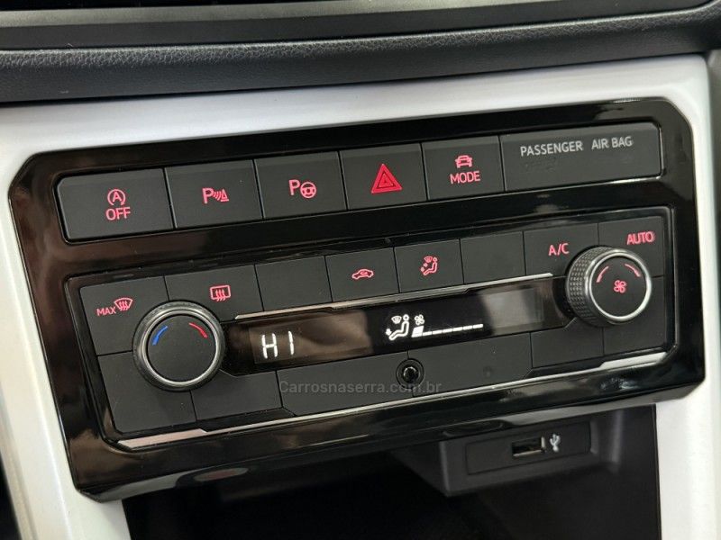VOLKSWAGEN T-CROSS 1.4 HIGHLINE TSI 16V 2019/2020 FOCAR VEÍCULOS CAXIAS DO SUL / Carros no Vale