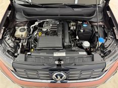 VOLKSWAGEN T-CROSS 1.4 HIGHLINE TSI 16V 2019/2020 FOCAR VEÍCULOS CAXIAS DO SUL / Carros no Vale