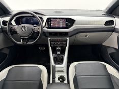 VOLKSWAGEN T-CROSS 1.4 HIGHLINE TSI 16V 2020/2020 FOCAR VEÍCULOS CAXIAS DO SUL / Carros no Vale