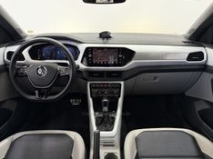 VOLKSWAGEN T-CROSS 1.4 HIGHLINE TSI 16V 2019/2020 FOCAR VEÍCULOS CAXIAS DO SUL / Carros no Vale