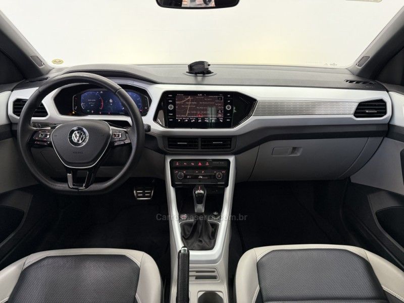 VOLKSWAGEN T-CROSS 1.4 HIGHLINE TSI 16V 2019/2020 FOCAR VEÍCULOS CAXIAS DO SUL / Carros no Vale