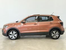 VOLKSWAGEN T-CROSS 1.4 HIGHLINE TSI 16V 2019/2020 FOCAR VEÍCULOS CAXIAS DO SUL / Carros no Vale