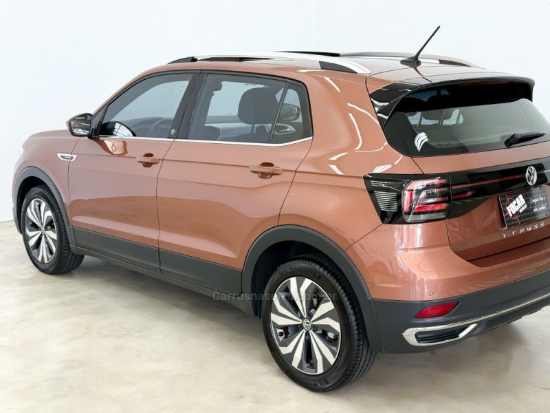 VOLKSWAGEN T-CROSS 1.4 HIGHLINE TSI 16V 2019/2020 FOCAR VEÍCULOS CAXIAS DO SUL / Carros no Vale