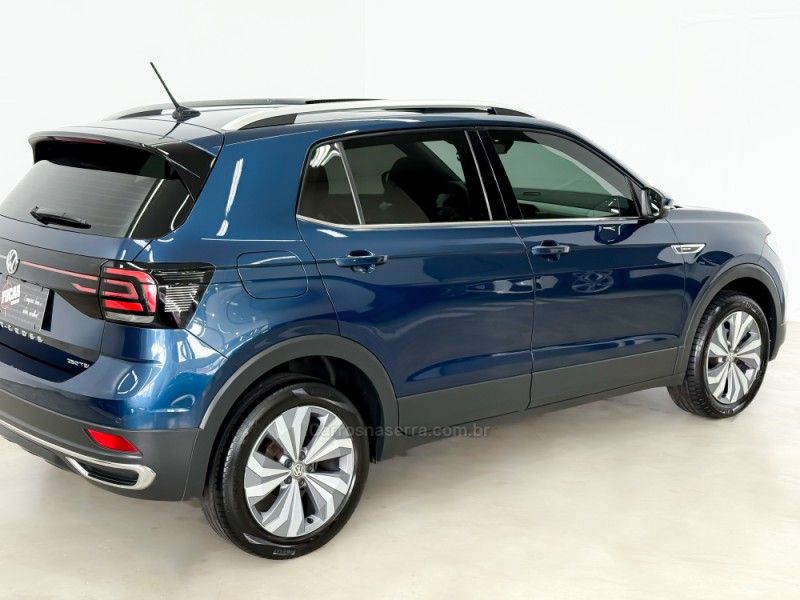 VOLKSWAGEN T-CROSS 1.4 HIGHLINE TSI 16V 2020/2020 FOCAR VEÍCULOS CAXIAS DO SUL / Carros no Vale