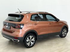 VOLKSWAGEN T-CROSS 1.4 HIGHLINE TSI 16V 2019/2020 FOCAR VEÍCULOS CAXIAS DO SUL / Carros no Vale