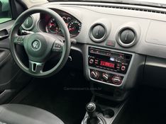 VOLKSWAGEN VOYAGE 1.6 MI COMFORTLINE 8V 2015/2016 FOCAR VEÍCULOS CAXIAS DO SUL / Carros no Vale