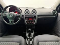 VOLKSWAGEN VOYAGE 1.6 MI COMFORTLINE 8V 2015/2016 FOCAR VEÍCULOS CAXIAS DO SUL / Carros no Vale