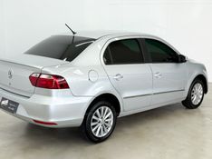 VOLKSWAGEN VOYAGE 1.6 MI COMFORTLINE 8V 2015/2016 FOCAR VEÍCULOS CAXIAS DO SUL / Carros no Vale