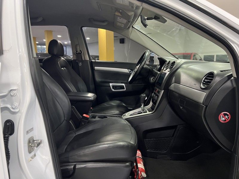 CHEVROLET CAPTIVA 2.4 SIDI 16V 2012/2012 PRIME MULTIMARCAS CAXIAS DO SUL / Carros no Vale