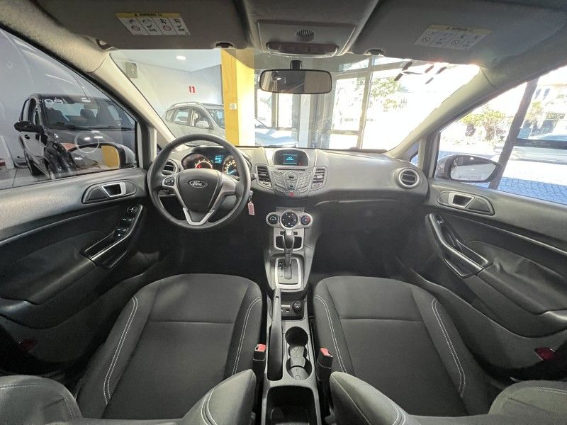 FORD FIESTA 1.6 SE HATCH 16V 2014/2014 PRIME MULTIMARCAS CAXIAS DO SUL / Carros no Vale