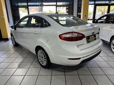 FORD FIESTA 1.6 TITANIUM SEDAN 16V 2014/2014 PRIME MULTIMARCAS CAXIAS DO SUL / Carros no Vale