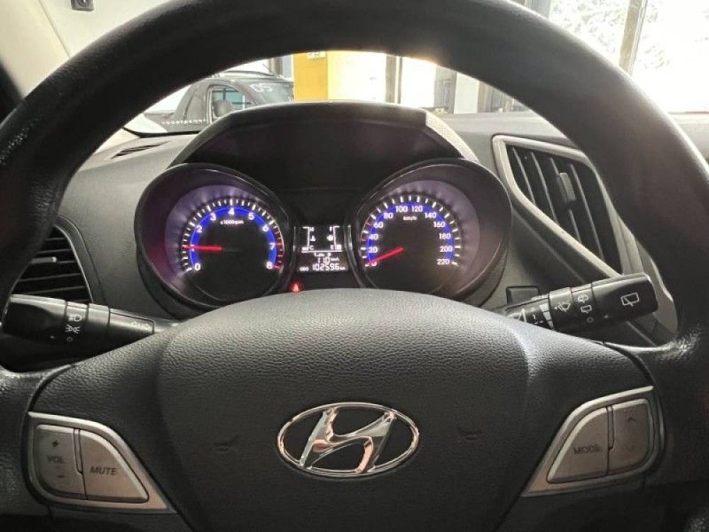 HYUNDAI HB20 1.0 COMFORT PLUS 12V 2014/2015 PRIME MULTIMARCAS CAXIAS DO SUL / Carros no Vale
